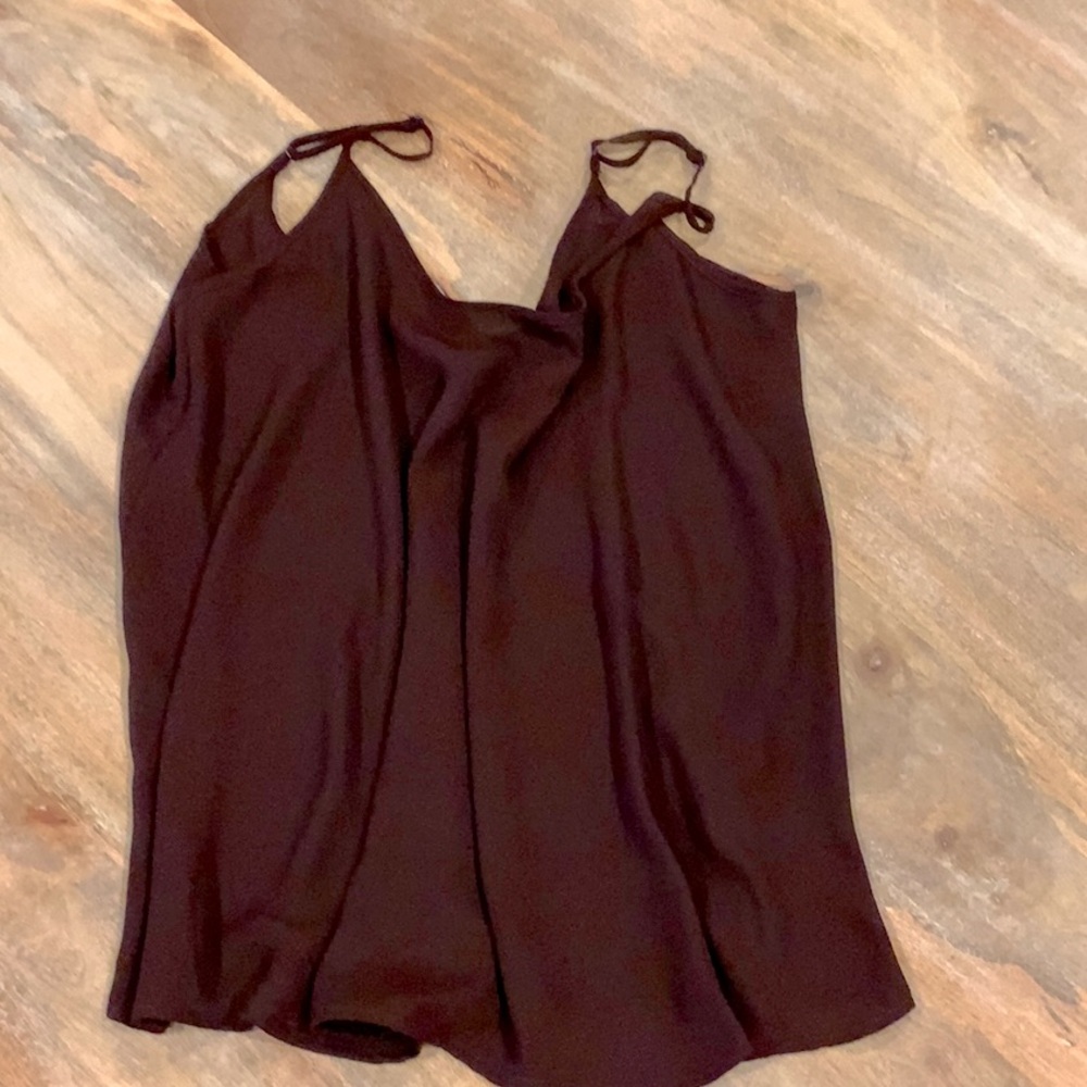 Women's Burgundy Tank Top size small